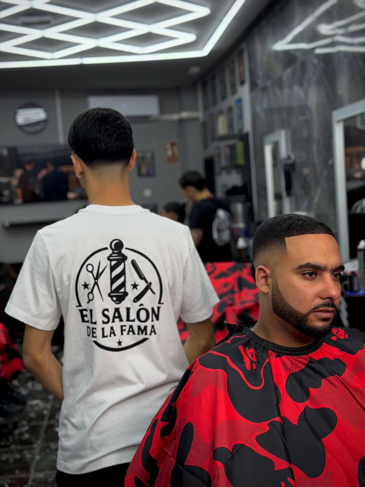 Taglio con fade eseguito a un cliente a El Salon de la Fama, Arrecife